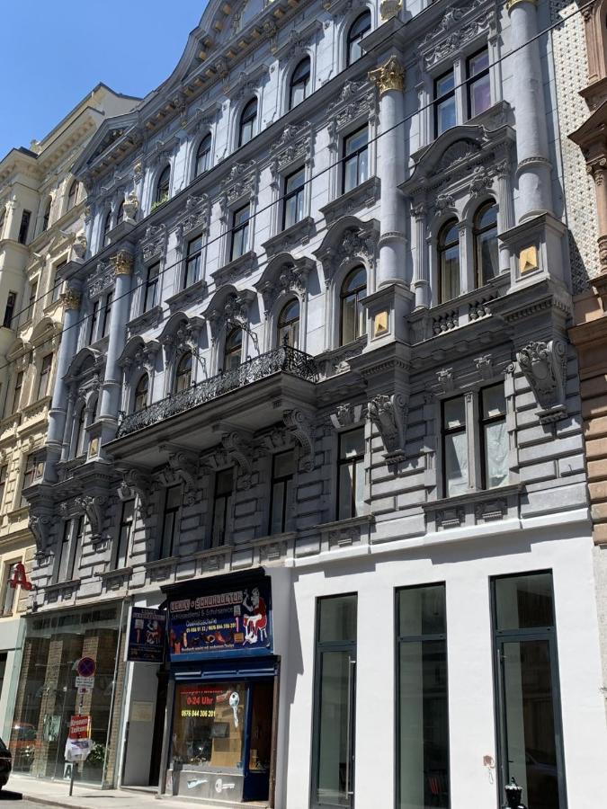 Grosszuegiges Apartment Mit Lounge Naehe Naschmarkt Vienne Extérieur photo